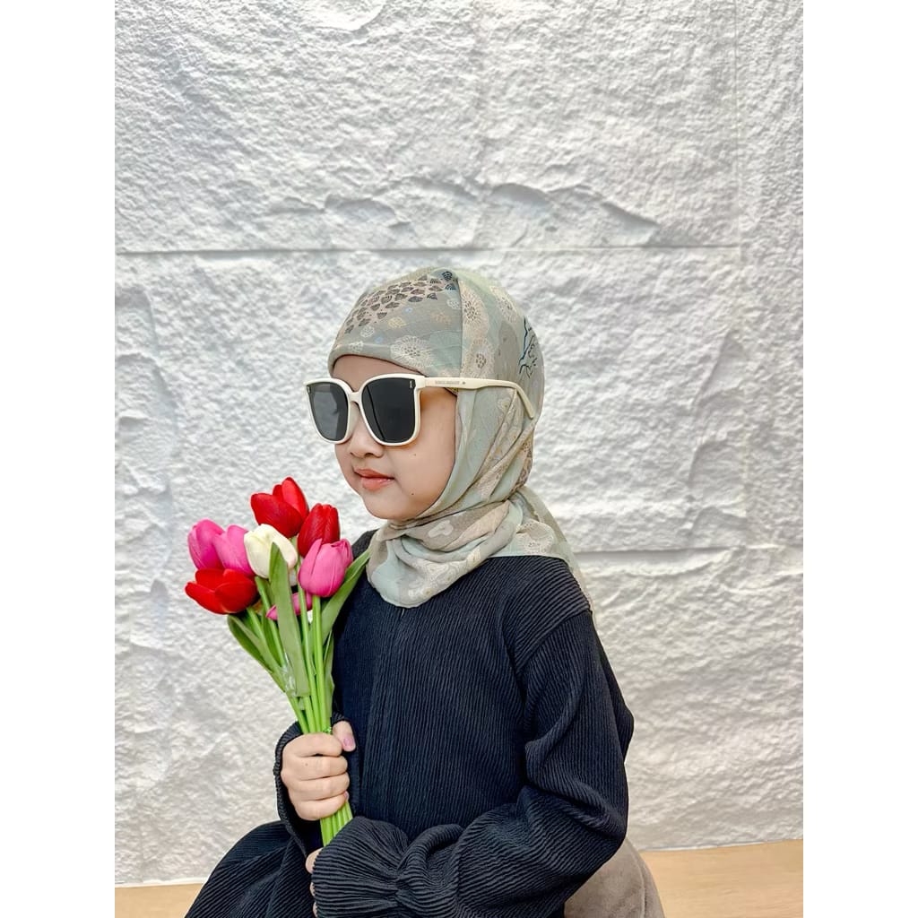 PREORDER Mimmi - Printed Square with Attached Inner (1-6y)