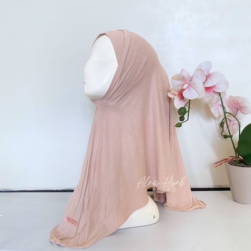 PREORDER Alny - Amora Instan Hijab Sand Beige