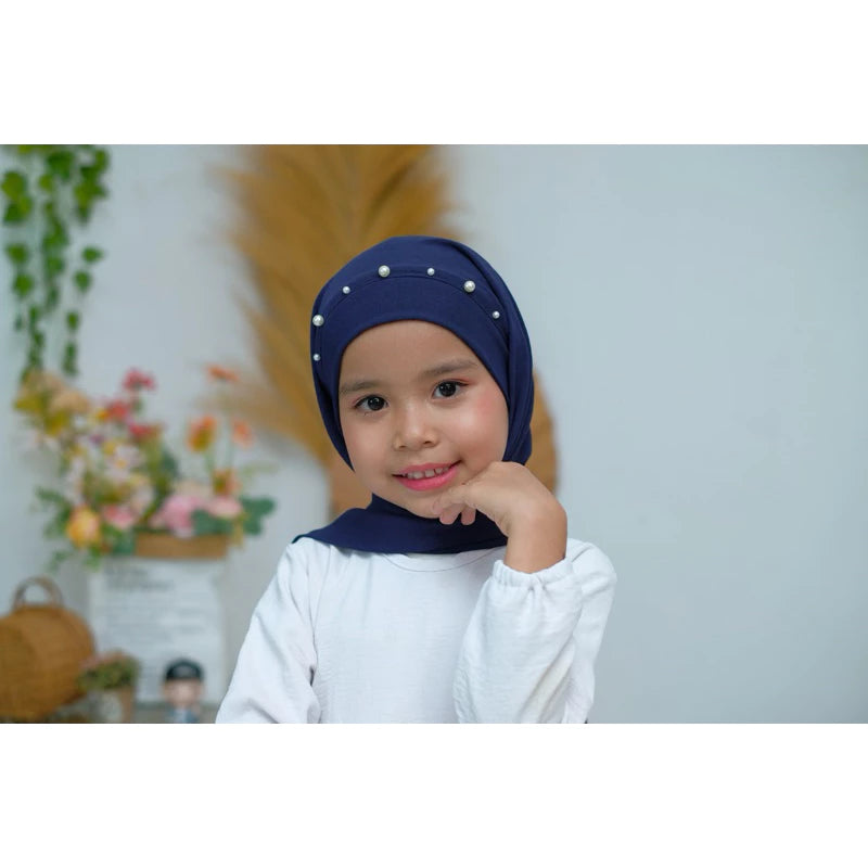 PREORDER Yazzren Hijab - Malay Mutiara Segitiga
