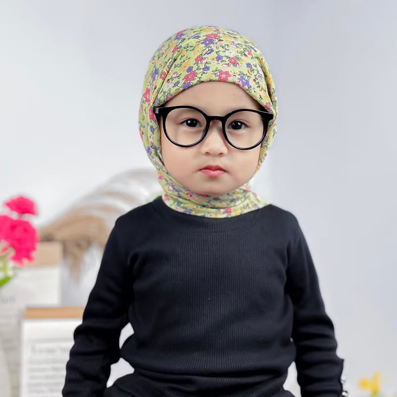 PREORDER Ayra Qu - Printed Square Hijab with Attached Inner (2-10y) 22A