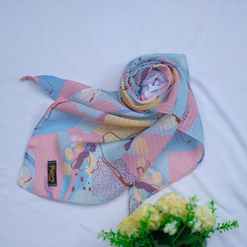 INSTOCK Yazzren - Printed Square with Inner