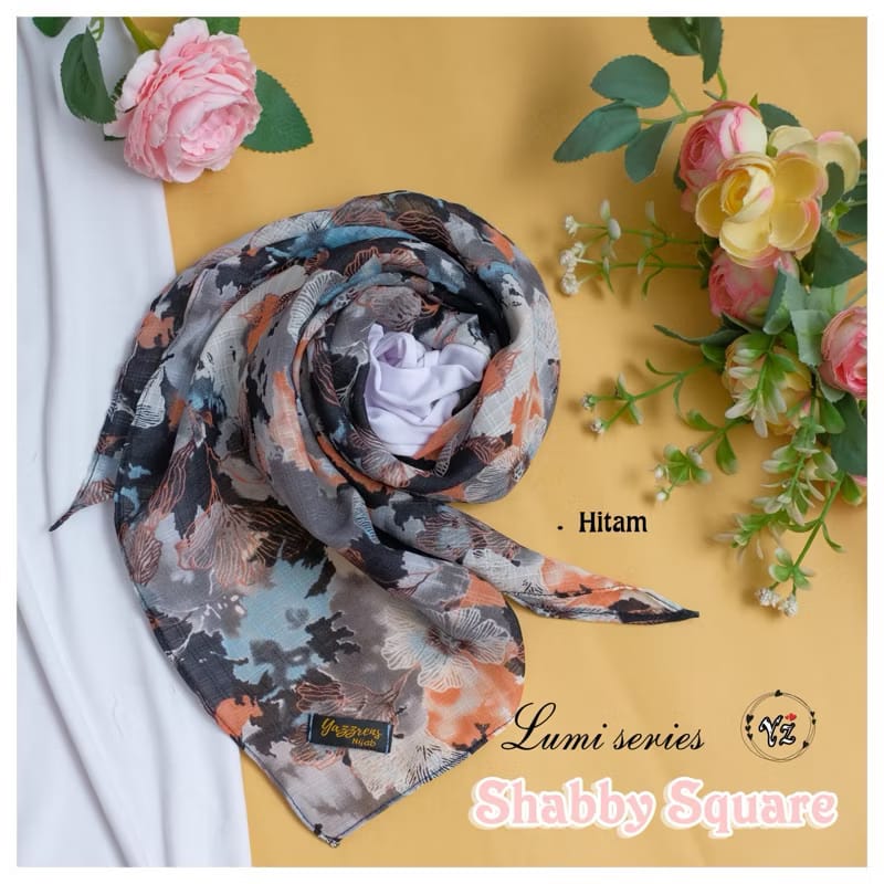 INSTOCK Yazzren - Printed Square with Inner