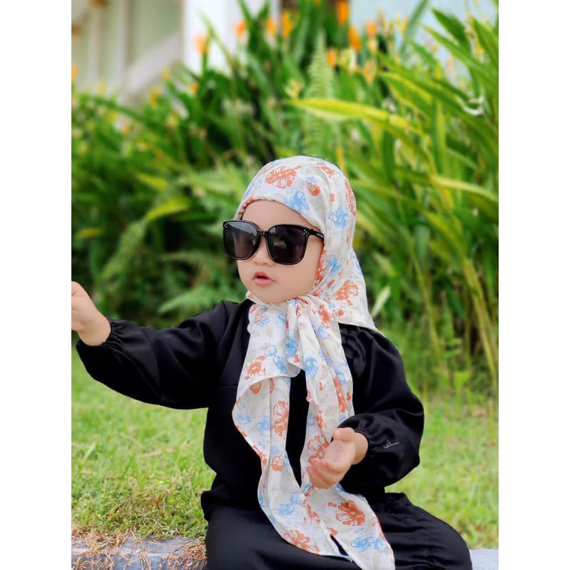 PREORDER Ayra Qu - Printed Square Hijab with Attached Inner (2-10y) 7A