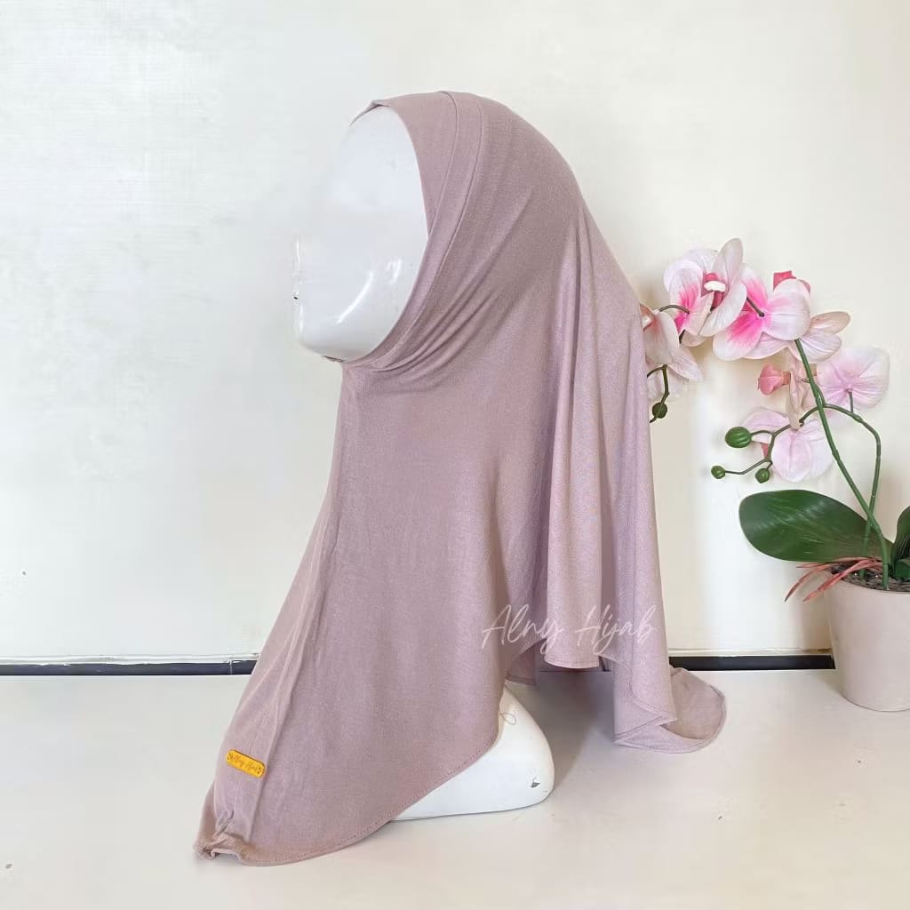 PREORDER Alny - Amora Instan Hijab Moca