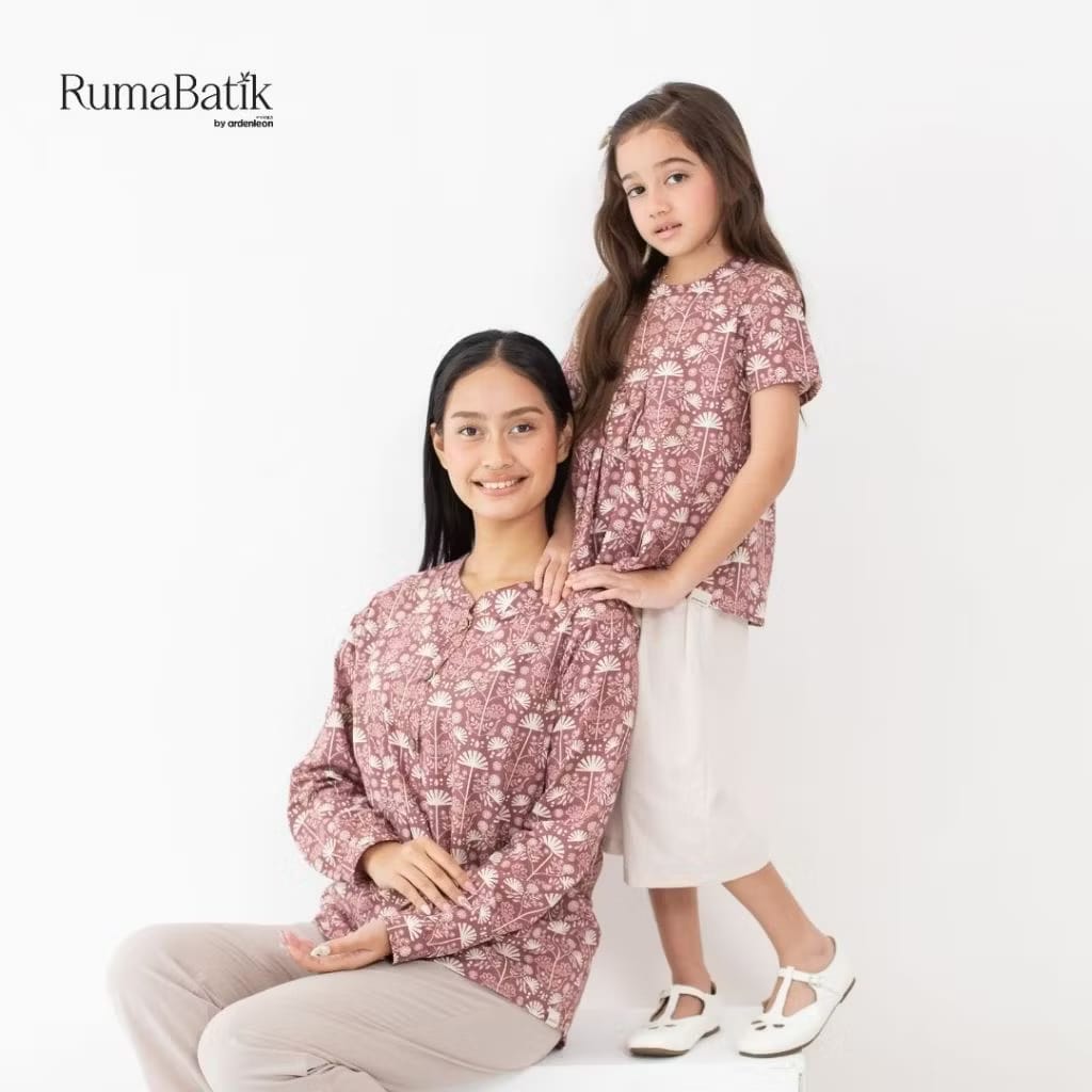 PREORDER Ardenleon - Women Batik Blouse Long Sleeves