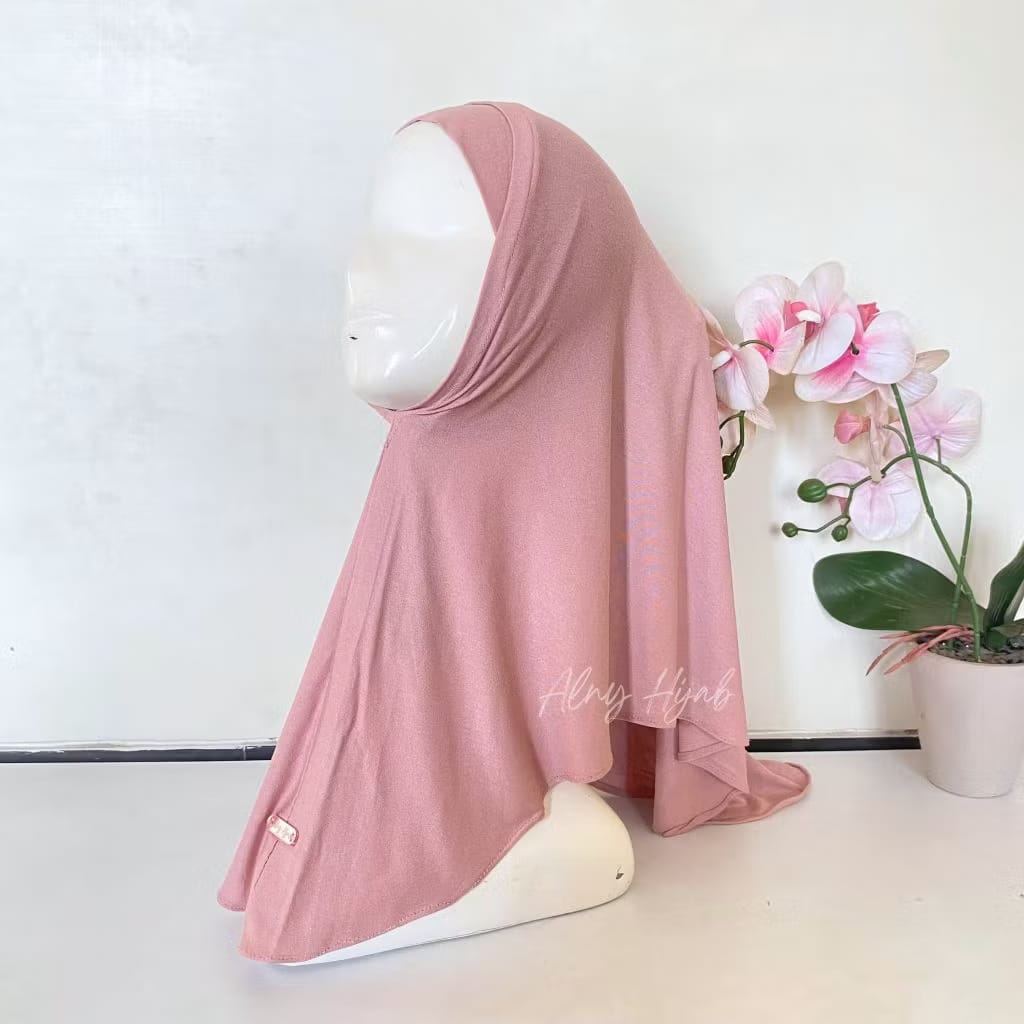 PREORDER Alny - Amora Instan Hijab Nude