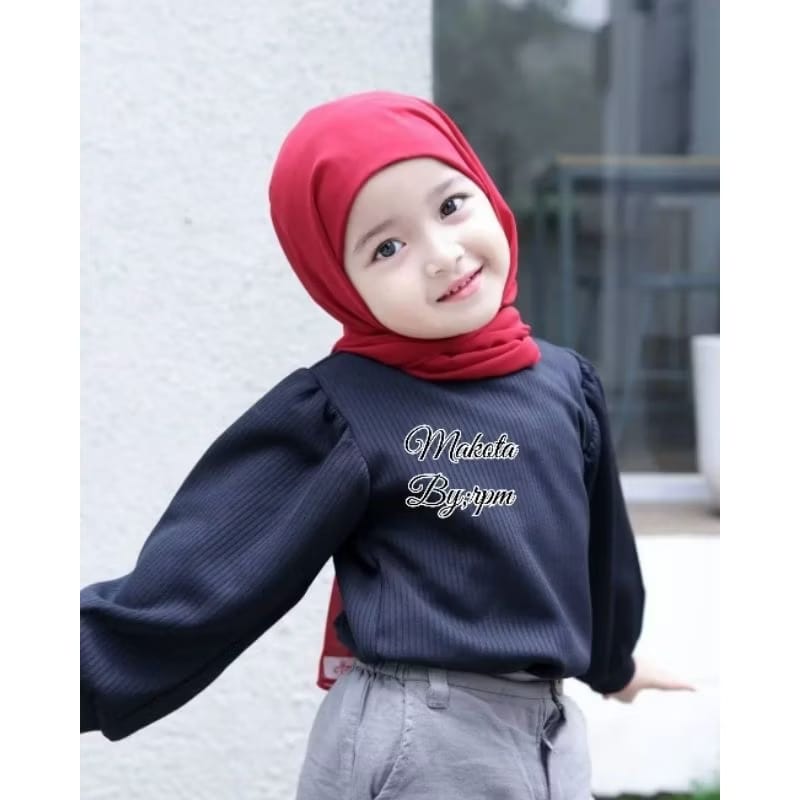 PREORDER Makoza - Shawl with Inner Red