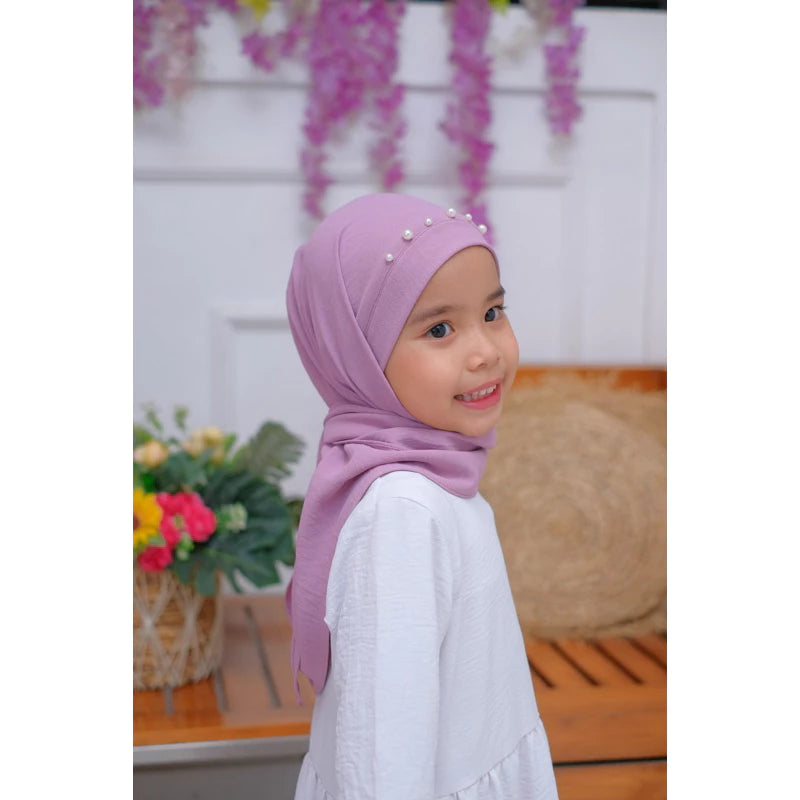PREORDER Yazzren Hijab - Malay Mutiara Segitiga Lilac Onesize (1-7y)