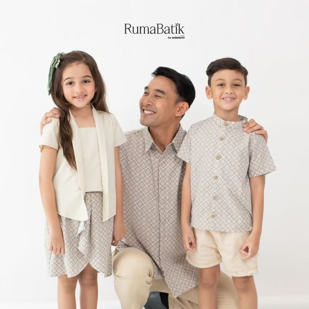 PREORDER Ardenleon - Men Batik Top Short Sleeves